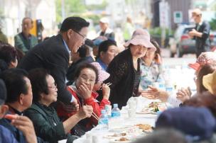 백석읍 경로잔치 사진